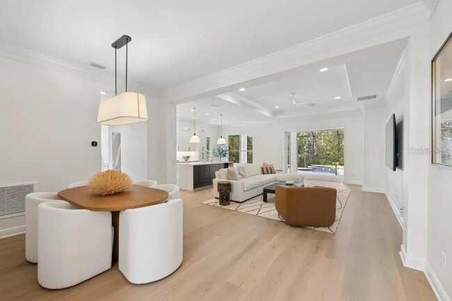 Building Photo - 7346 Edenmore St