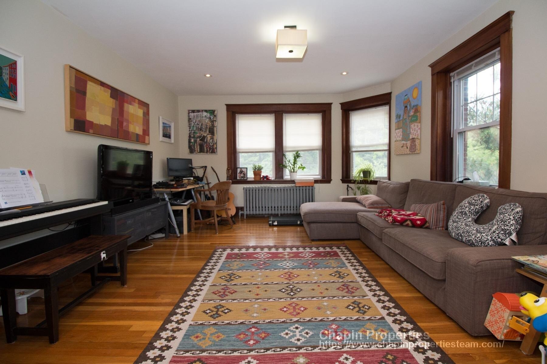 Building Photo - 55 Franklin St