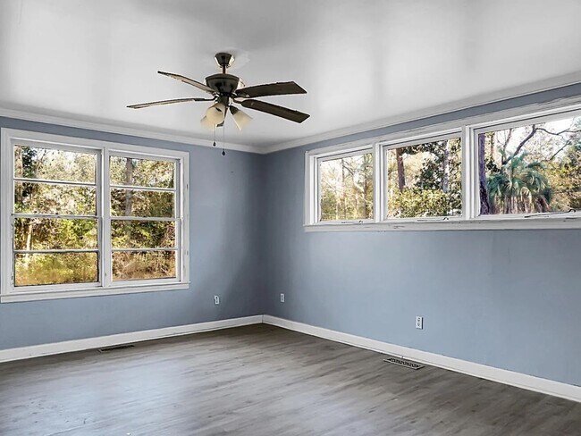 Building Photo - 407 Hayne St