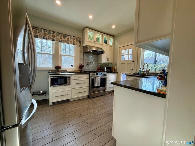 Building Photo - 12 Sunset Pass