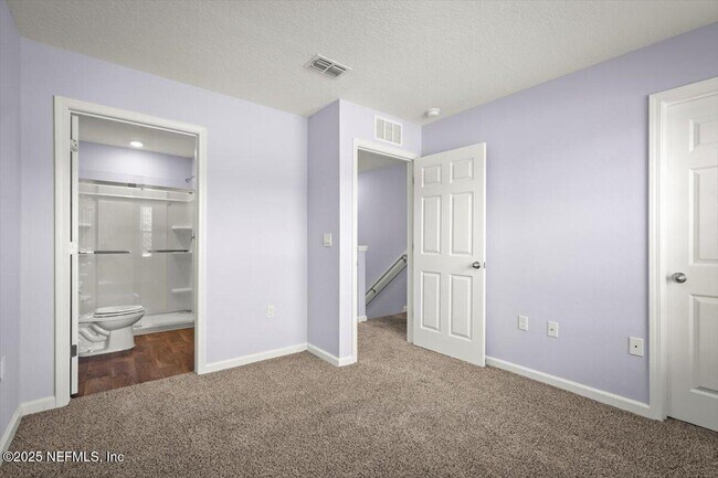 Building Photo - 85 Elmhurst Ln