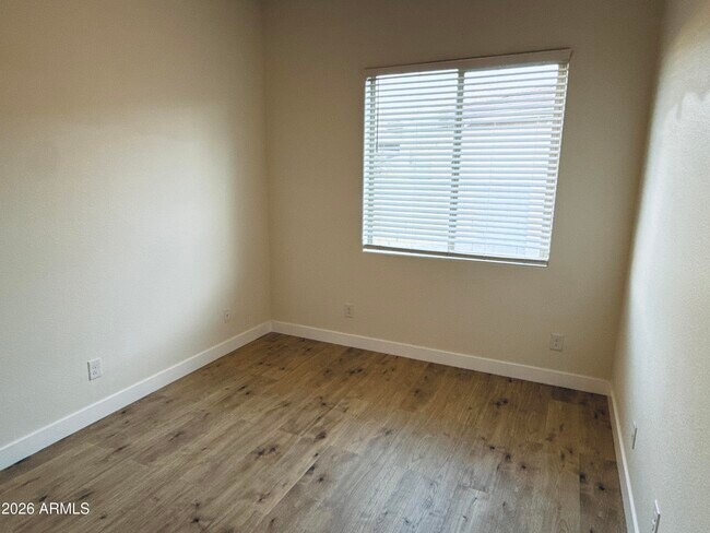 Building Photo - 2119 N Pacey Rd