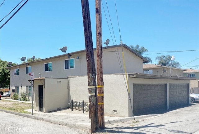 Building Photo - 4792 Canoga St