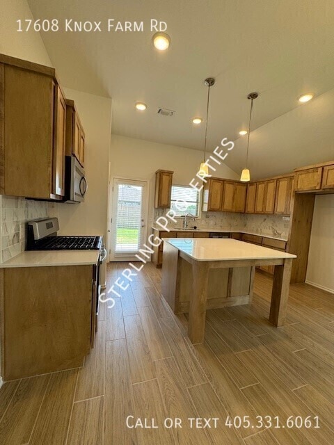 Building Photo - 17608 Knox Farm Rd