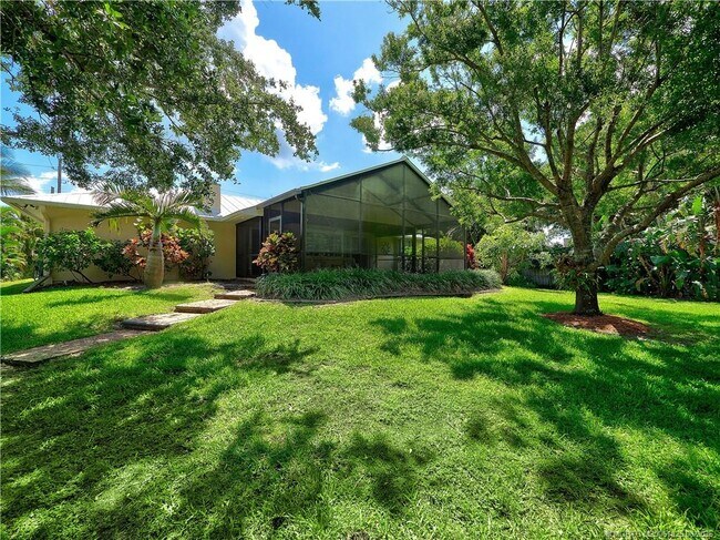 Building Photo - 97 S Sewalls Point Rd
