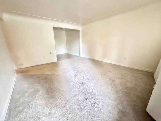 IMG_2265 - Parklane Apartments