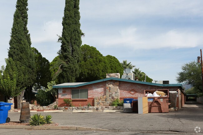 Building Photo - Aloha Apartments