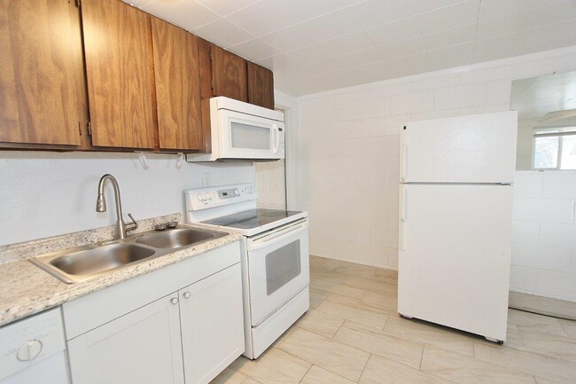 Building Photo - 2020 U.A. Avenue Emmett