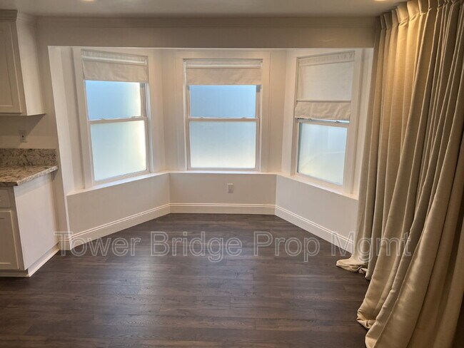 Building Photo - 3154 53rd St