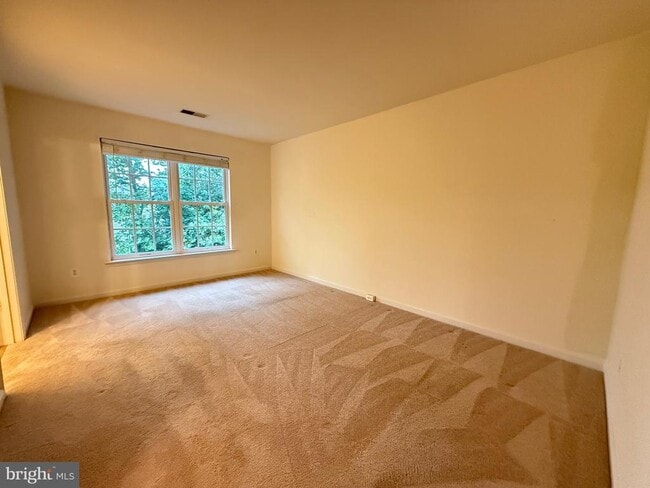 Building Photo - 7602 Audubon Meadow Way