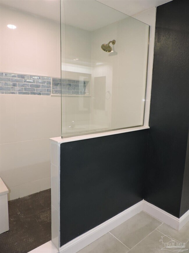 Building Photo - 3223 Windmill Cir