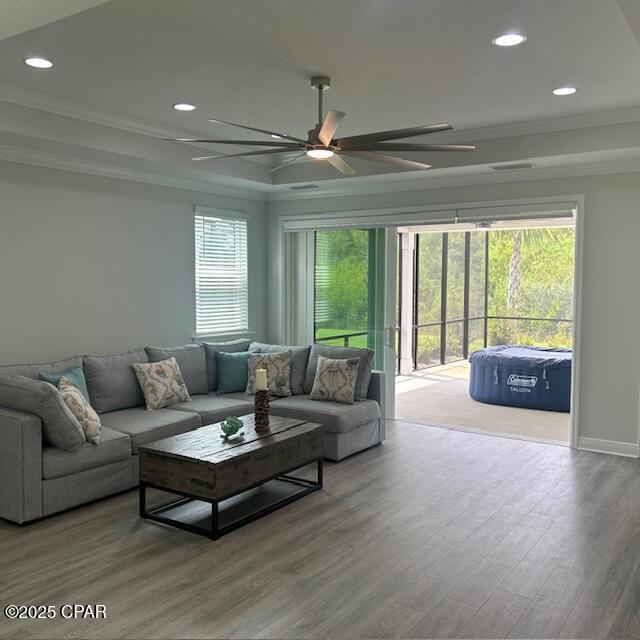 Building Photo - 9037 Parrot Pl