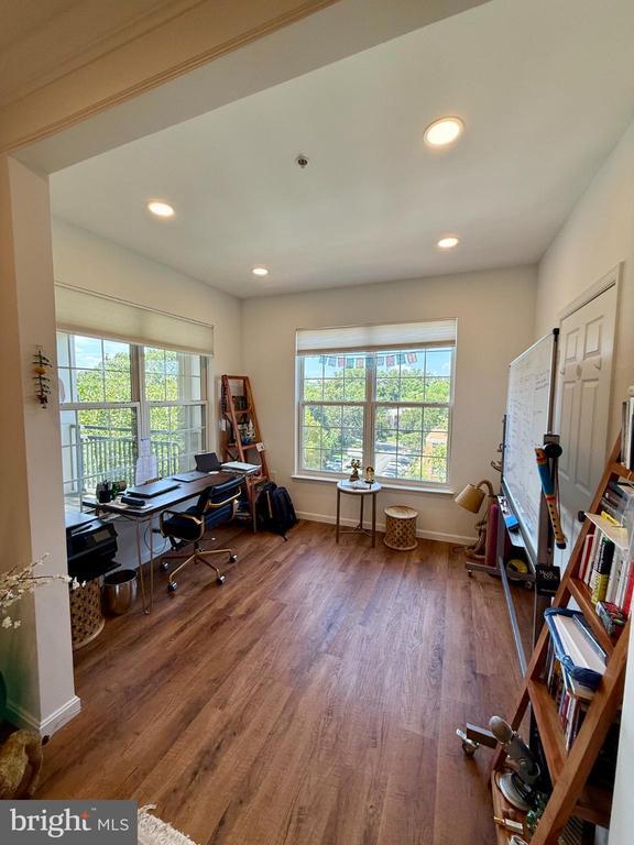 Building Photo - 3021 Nicosh Cir