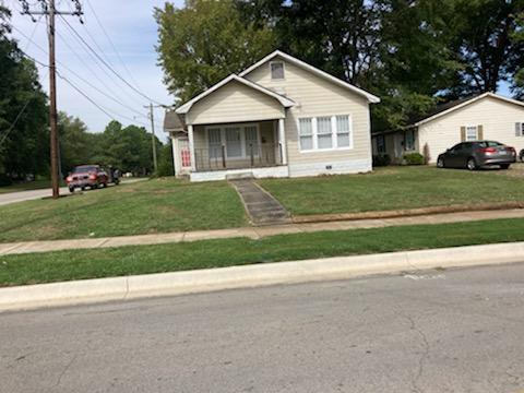 Building Photo - Charming 2 Bed, 1 Bath Home with Spacious ...
