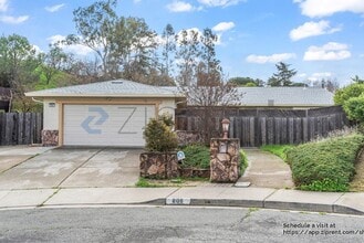 Building Photo - 808 Tremont Ct