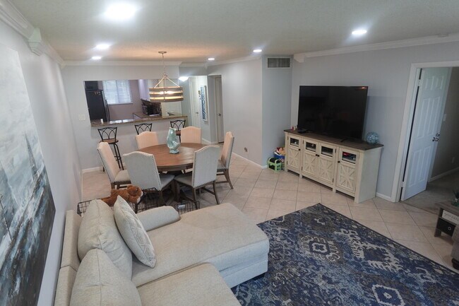 Building Photo - 4381 Trevi Ct