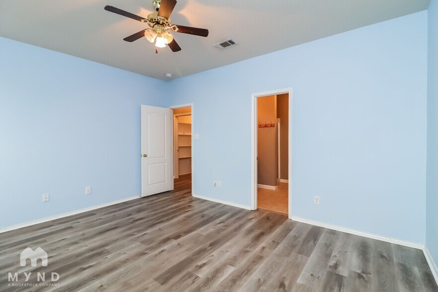 Building Photo - 5037 Caraway Dr