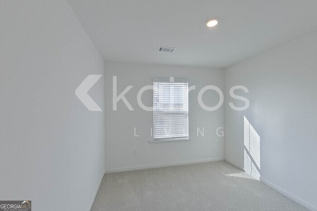 Building Photo - 208 Birch Ave