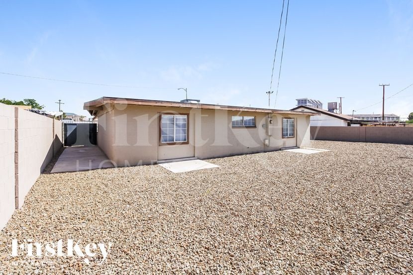 Building Photo - 5119 Margo Dr