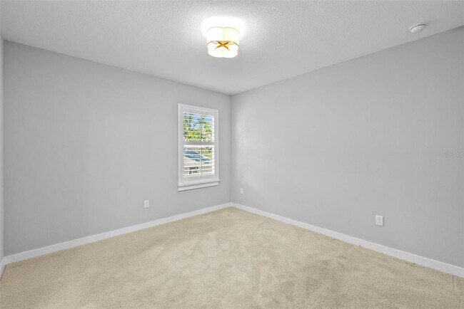 Building Photo - 5834 S MacDill Ave