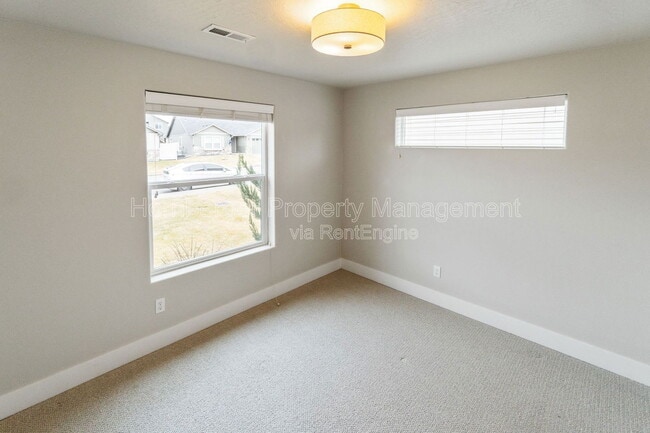 Building Photo - 6904 Jasper Dr