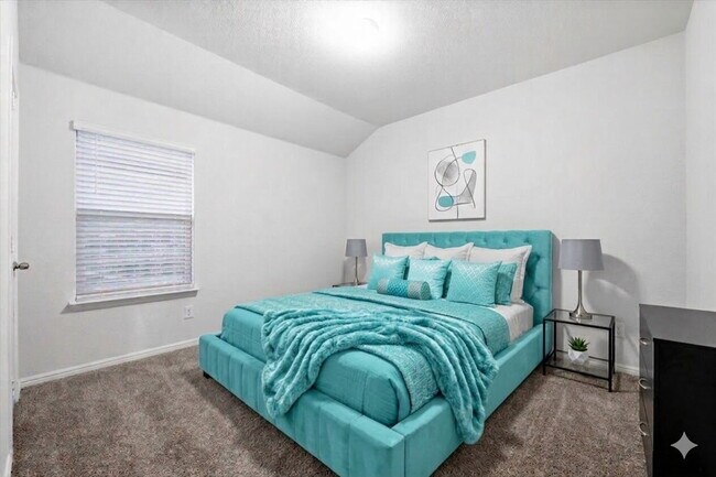 Building Photo - "Spacious 5-Bedroom Oasis in Fort Worth with 2 Full Baths and 2075 Sq Ft of Comfort!" Section 8 W...