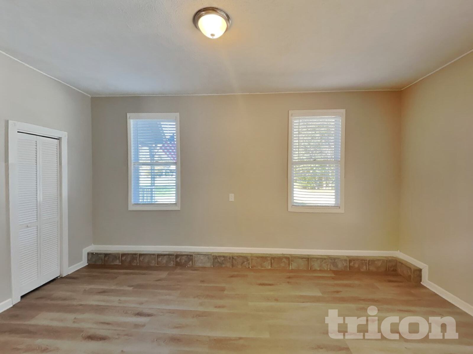 Building Photo - 1918 Cross Creek Dr