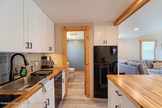 Building Photo - 52 Co Rd 65A
