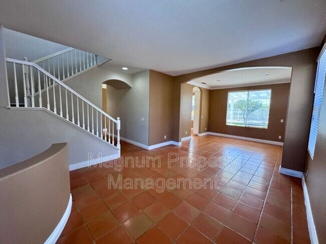 Building Photo - 33021 Adelante St