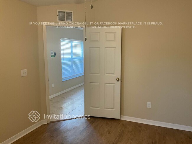 Building Photo - 1415 Delano Trent St