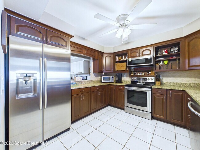 Building Photo - 1125 Jimmy Buffett Mem Hwy