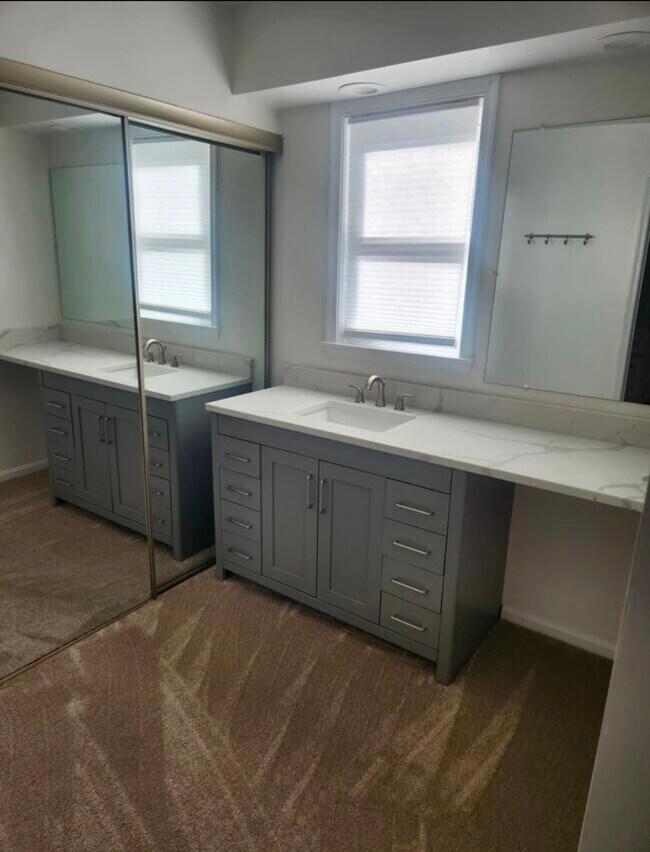 Building Photo - 7713 Bristol Square Ct