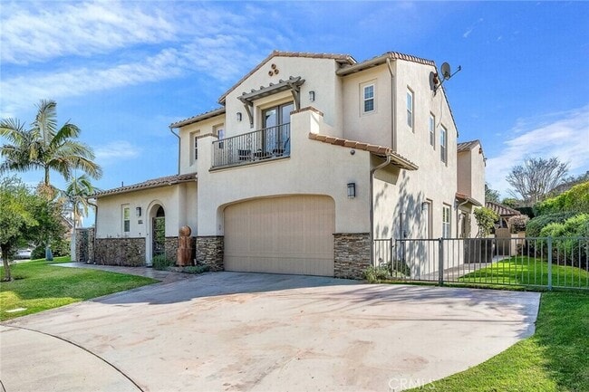 Building Photo - 8001 S Ocean Bluff Dr