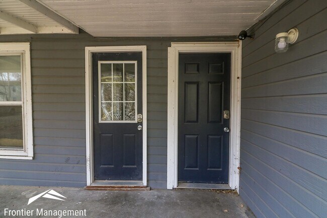 Building Photo - 926 Colorado St