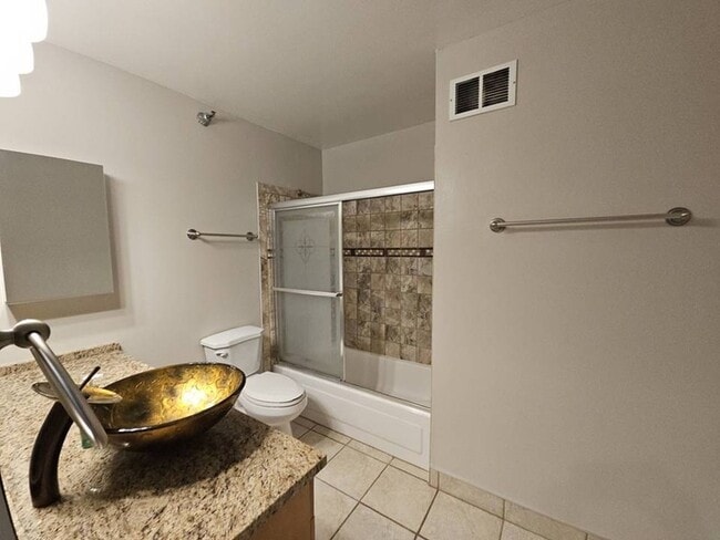 Building Photo - 474 N Lake Shore Dr