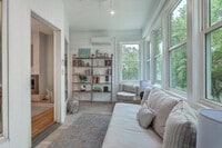 Building Photo - 1 Live Oak Dr