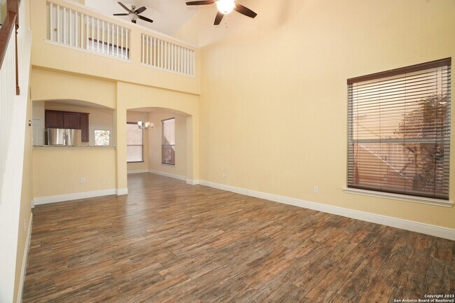 Building Photo - 1354 Crown Brook