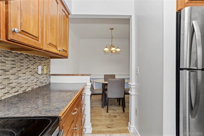 Building Photo - 21 Scenic Vw