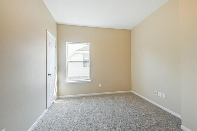 Building Photo - 14122 Austin Hollow Ct