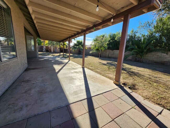 Building Photo - Charming Chandler Home in Quiet Cul-de-Sac — Huge Lot & 3 Bedrooms!