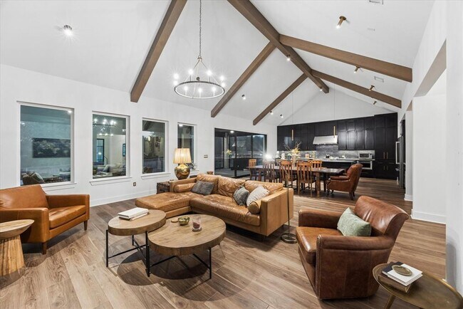 Building Photo - 437 Trabuco Bnd