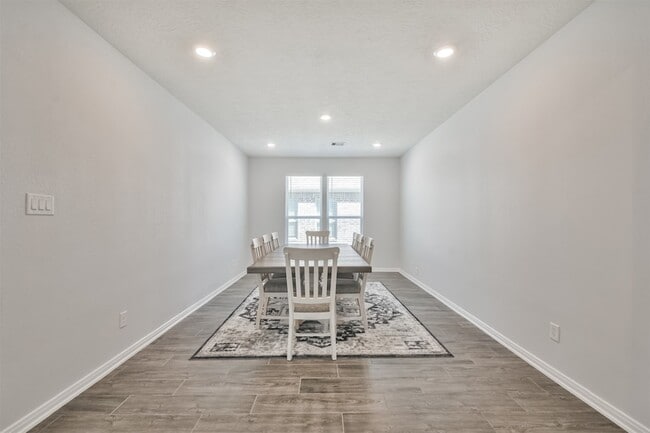 Building Photo - 8741 Lookout Peak Ln