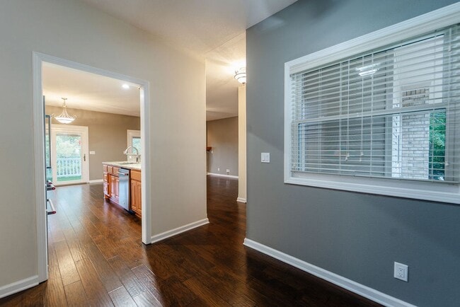 Building Photo - Beautiful 3 Bed, 2 Bath, on the 18 hole of Ponce De Leon golf course!!