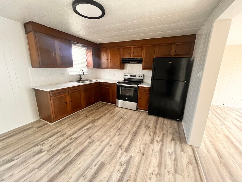 Kitchen - 326 Menomonee St