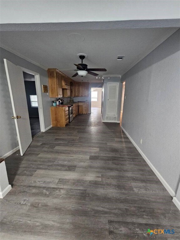 Building Photo - 703 Rev R A Abercrombie Dr