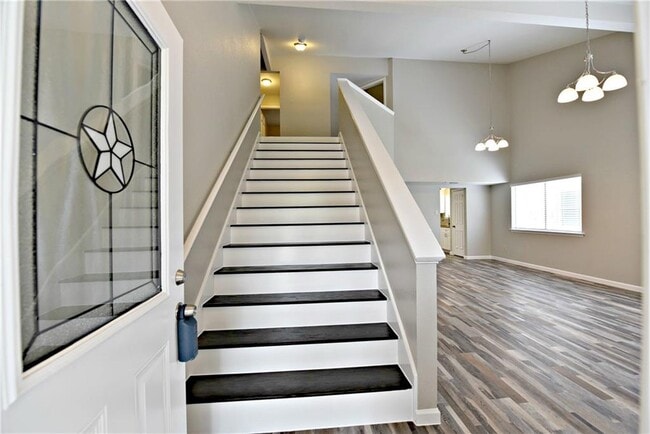 Primary Photo - 13003 Sinton Ln