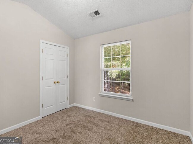 Building Photo - 156 Watercress Ct