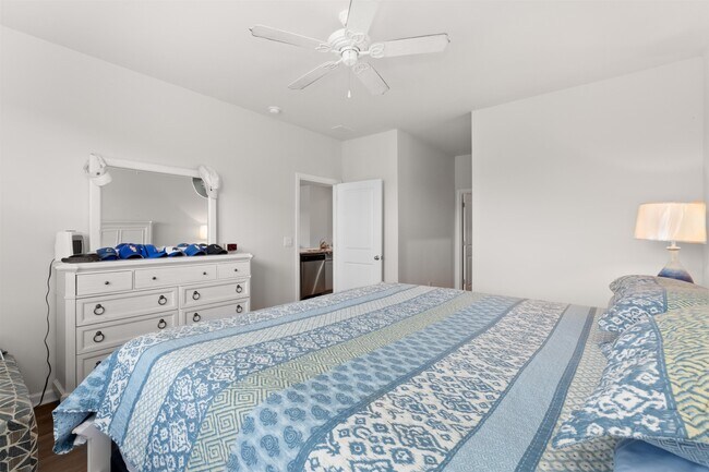 Building Photo - 428 Bearskin Ct