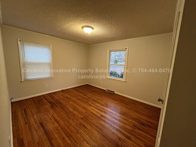 Building Photo - 7622 Helmdale Ave