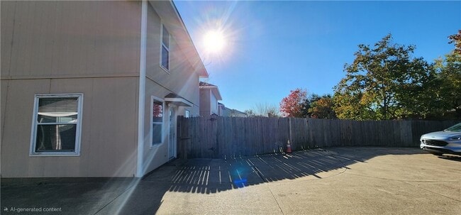 Building Photo - 513 Nelson Ln